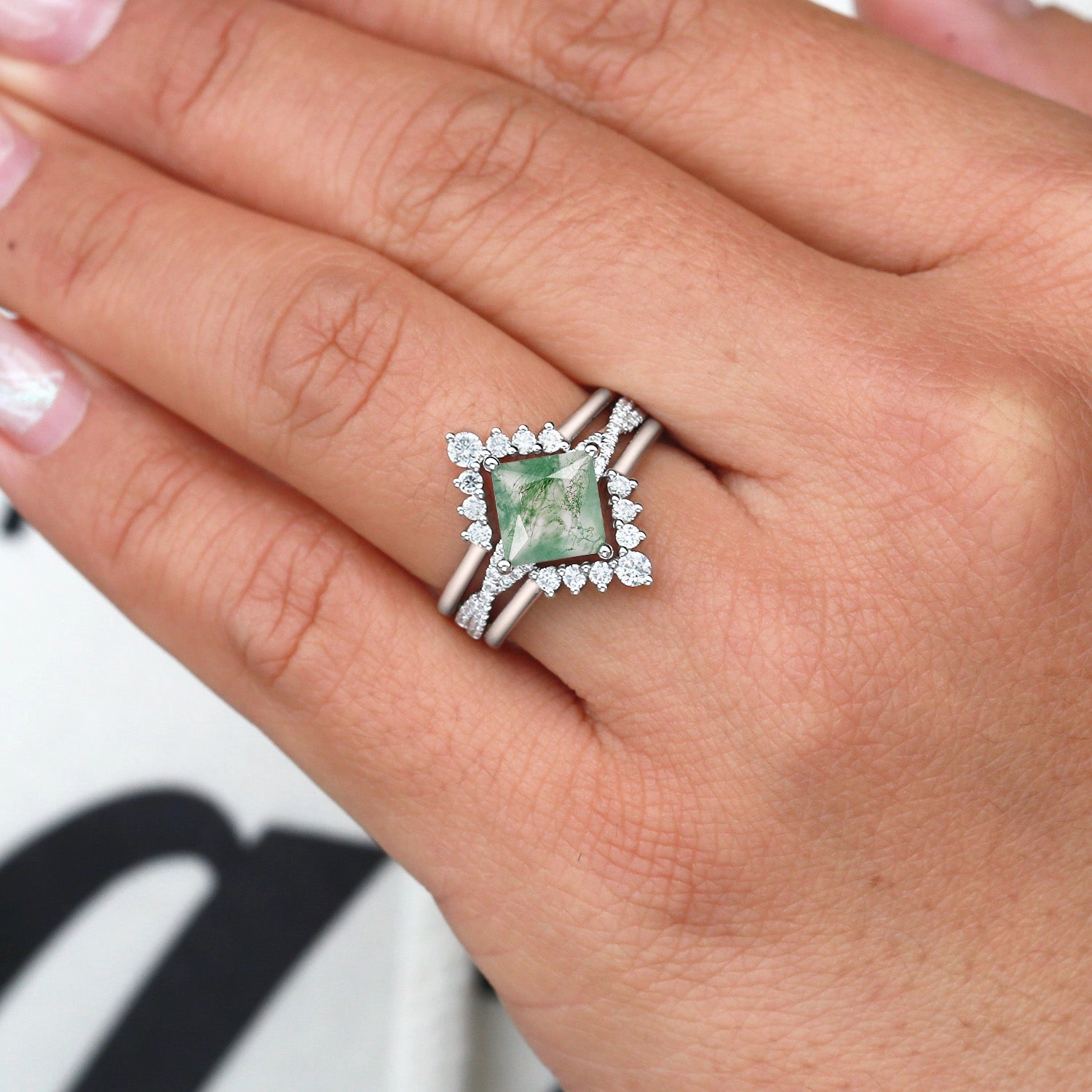 2.0ct Moss Agate Princess Cut Stacking Engagement Ring Set 3pcs Expressive Highlight Iconic Feature