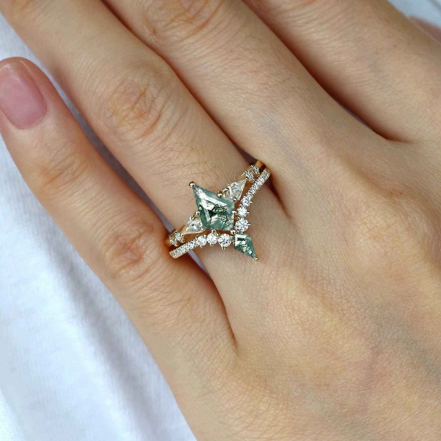 Luxury Craft Twin Flames - Black Gold Women Kite Moss Agate Wedding Ring Sets 2pcs - Zendaya