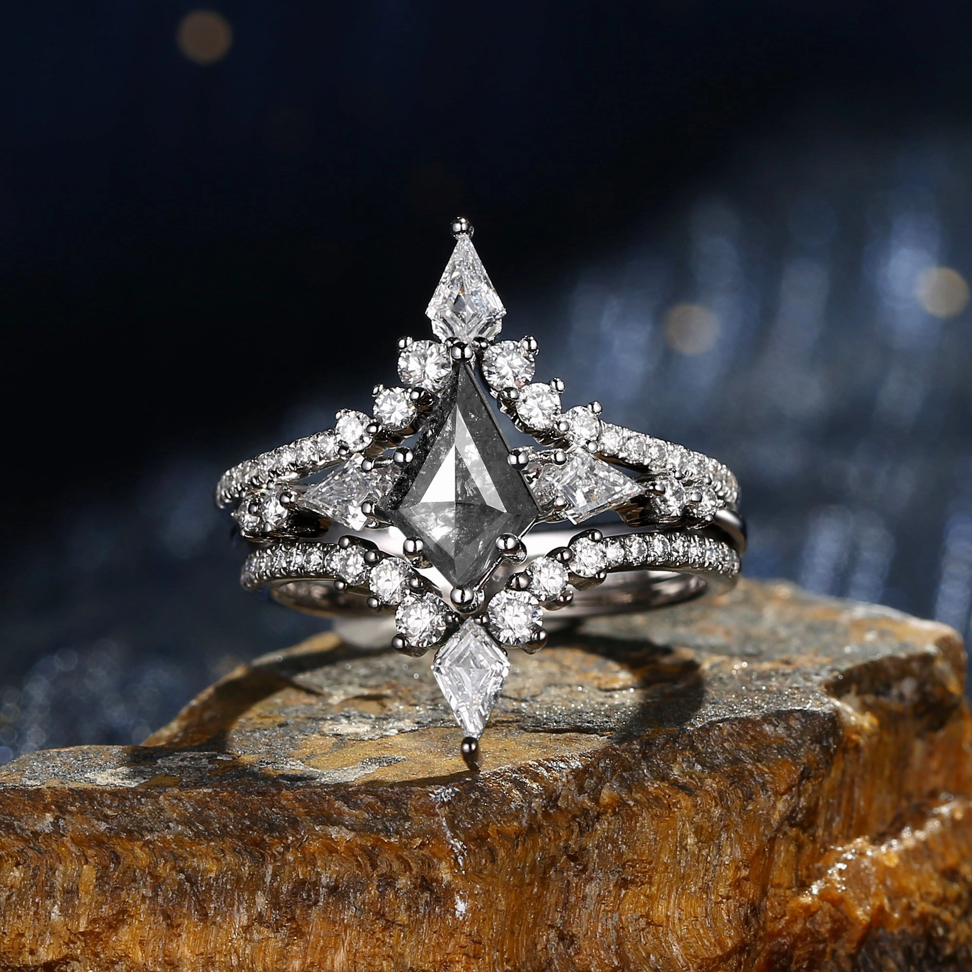 Layered Spark Twin Flames - Kite Salt and Pepper Diamonds Engagement Ring Set 3pcs - Zendaya