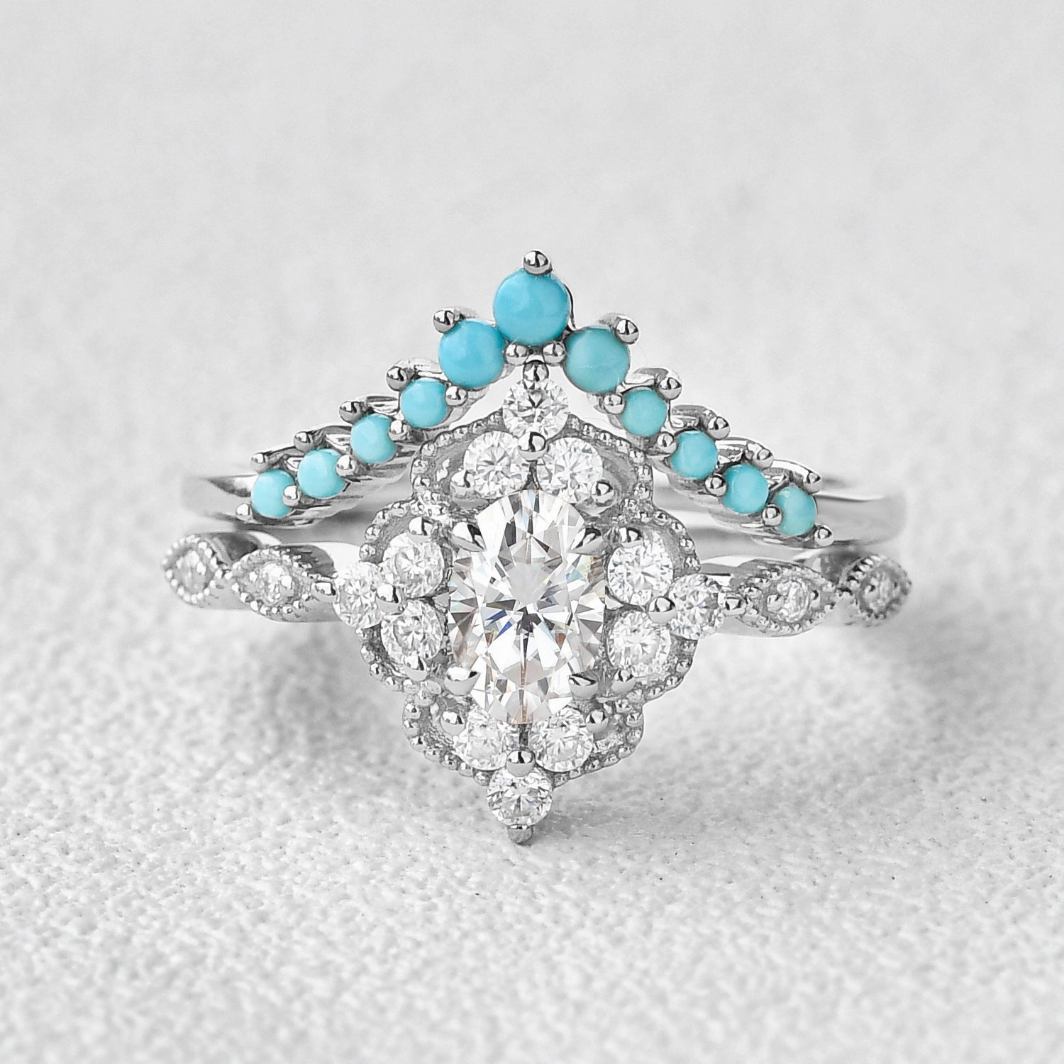 1.0ct Bohemian Moissanite Vintage Halo Ring Set 2pcs Handcrafted Design Luxurious Detail