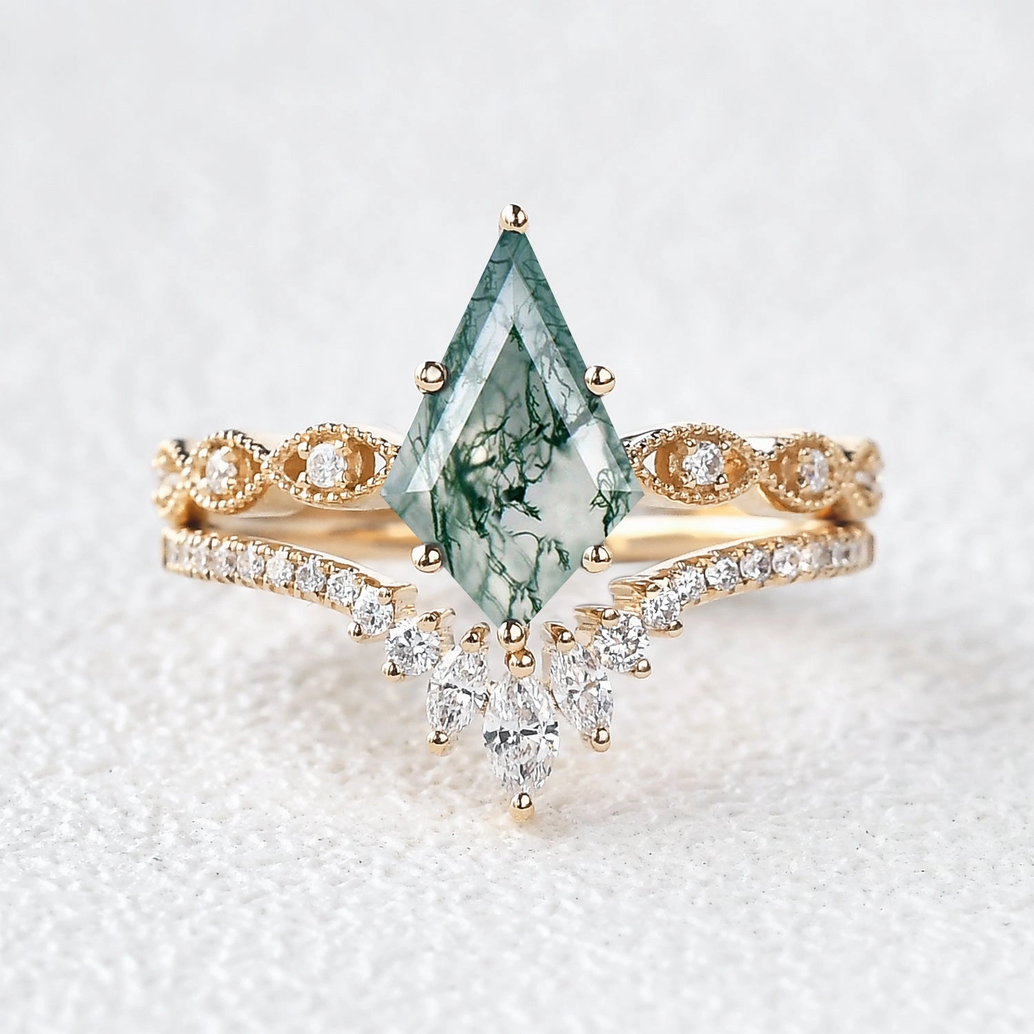 Unique Kite Cut Lab Ruby Engagement Ring Set 2pcs Comfortable Embellishment