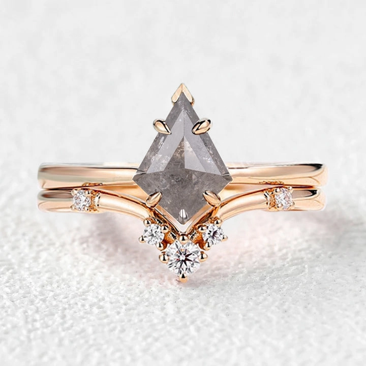Classic Fashion Unique Kite Salt and Pepper Diamonds Ring Set 2pcs