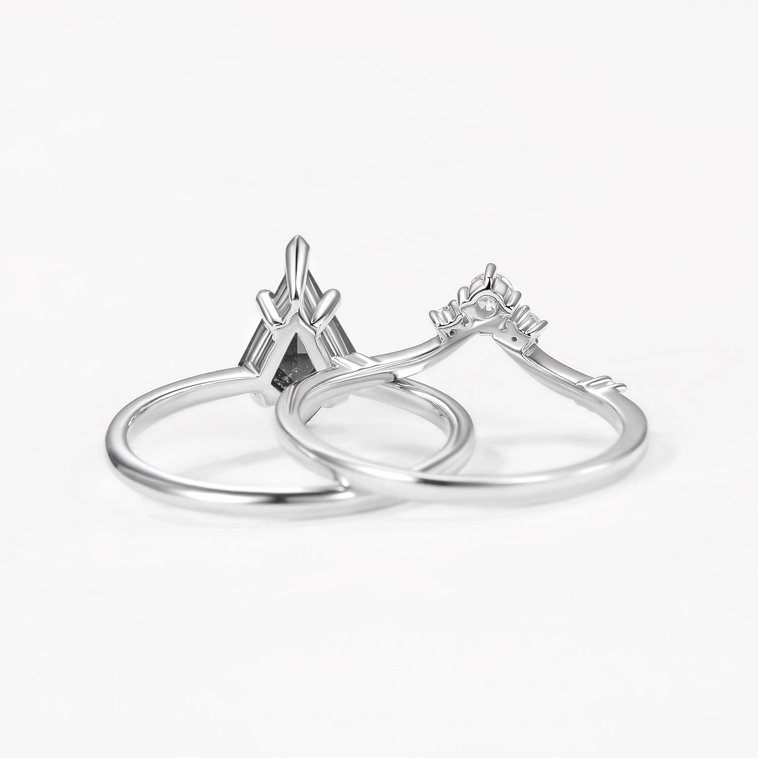 Soft Statement Unique Kite Salt and Pepper Diamonds Ring Set 2pcs